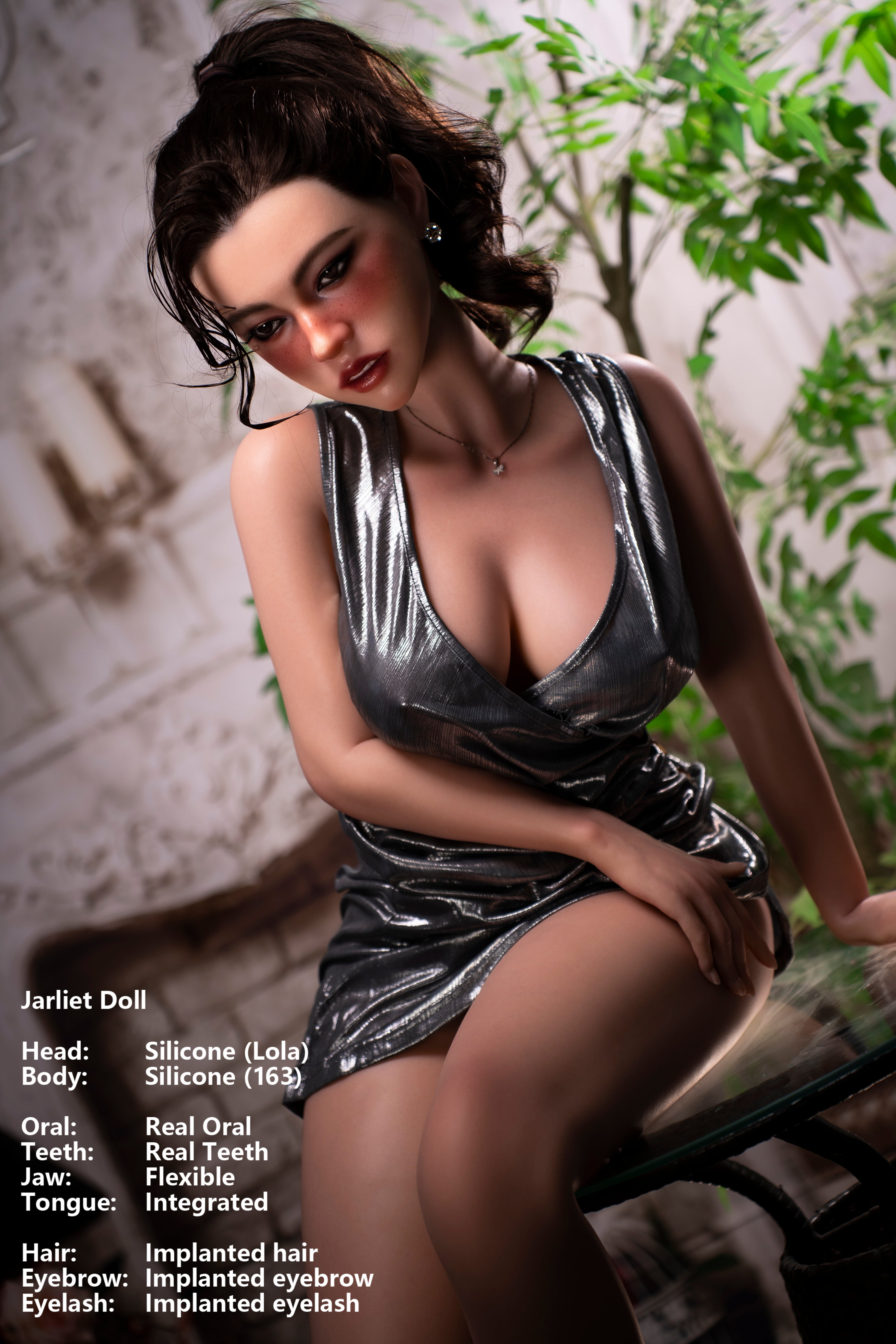 Lola - Poupée en Silicone Jarliet 163cm/5'4" Bonnets D