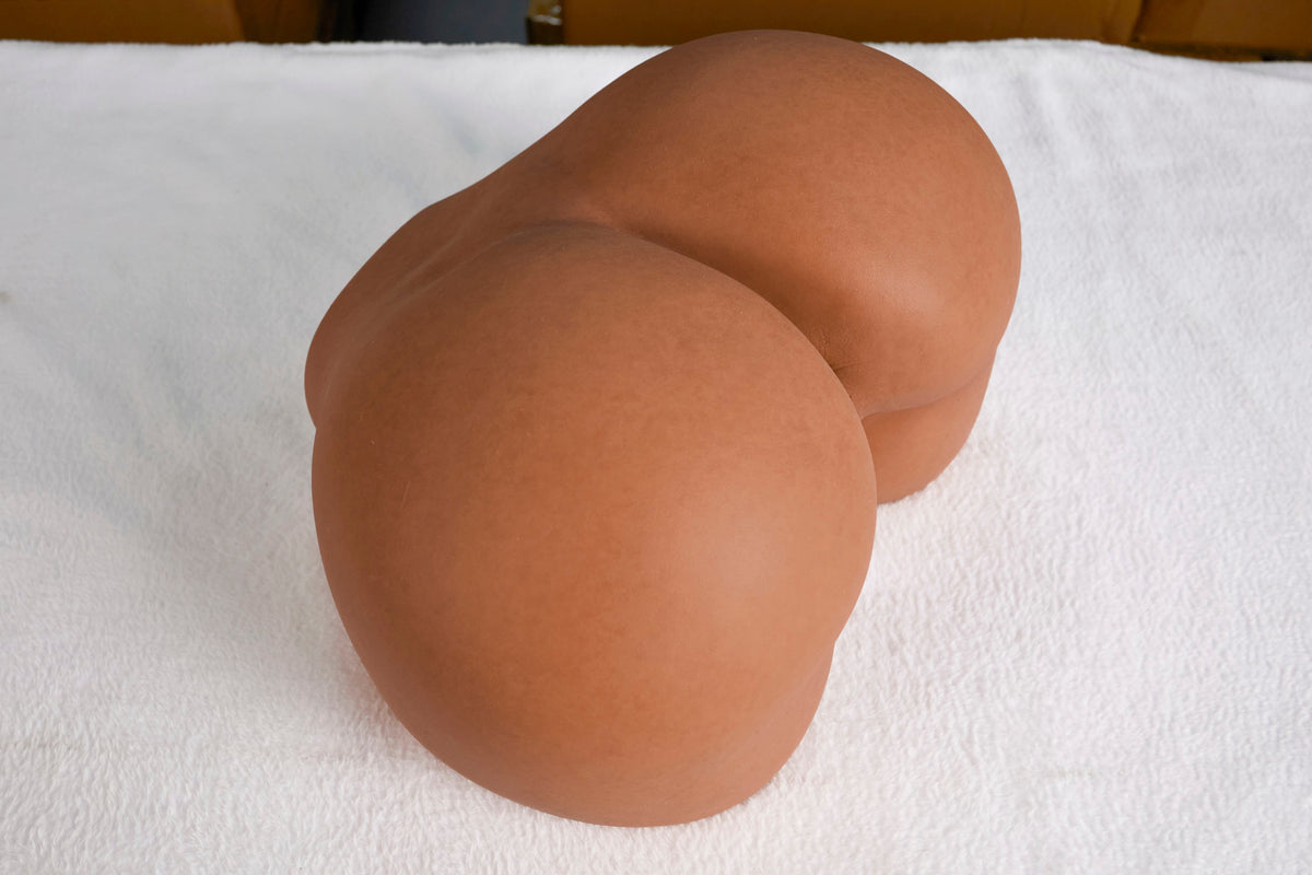 Poupée Climax 74 cm/2'4" Or Gros Fesses TPE 
