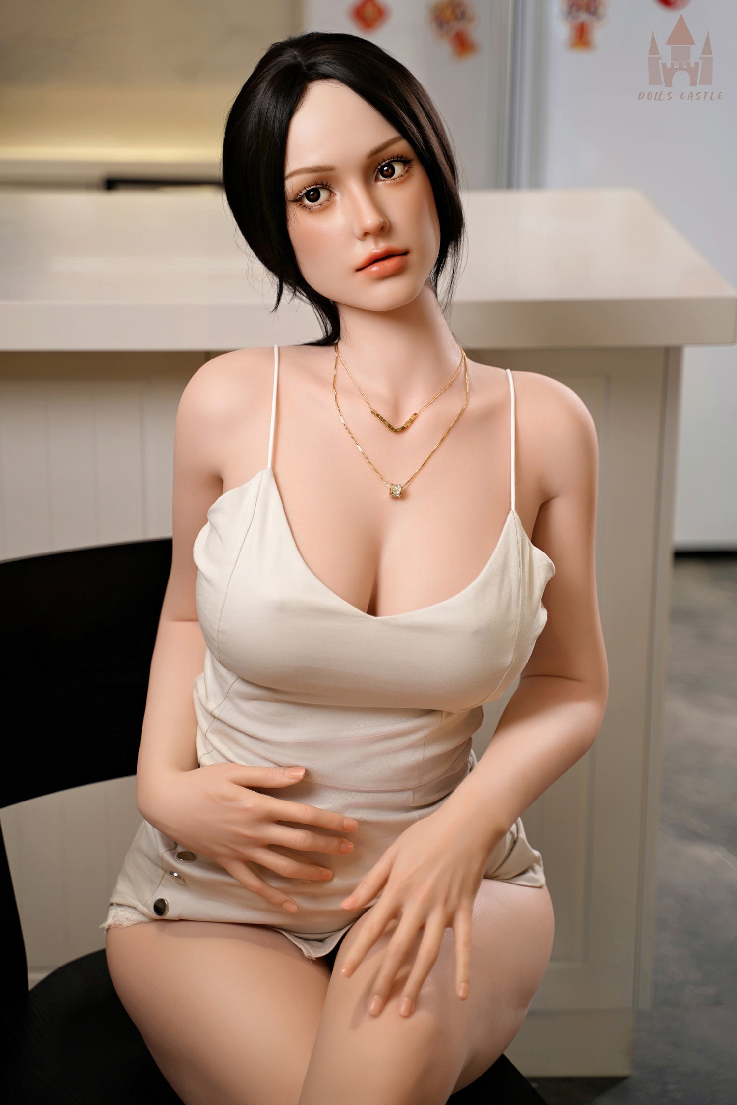 Poupée de silicone à bonnets E, 163 cm