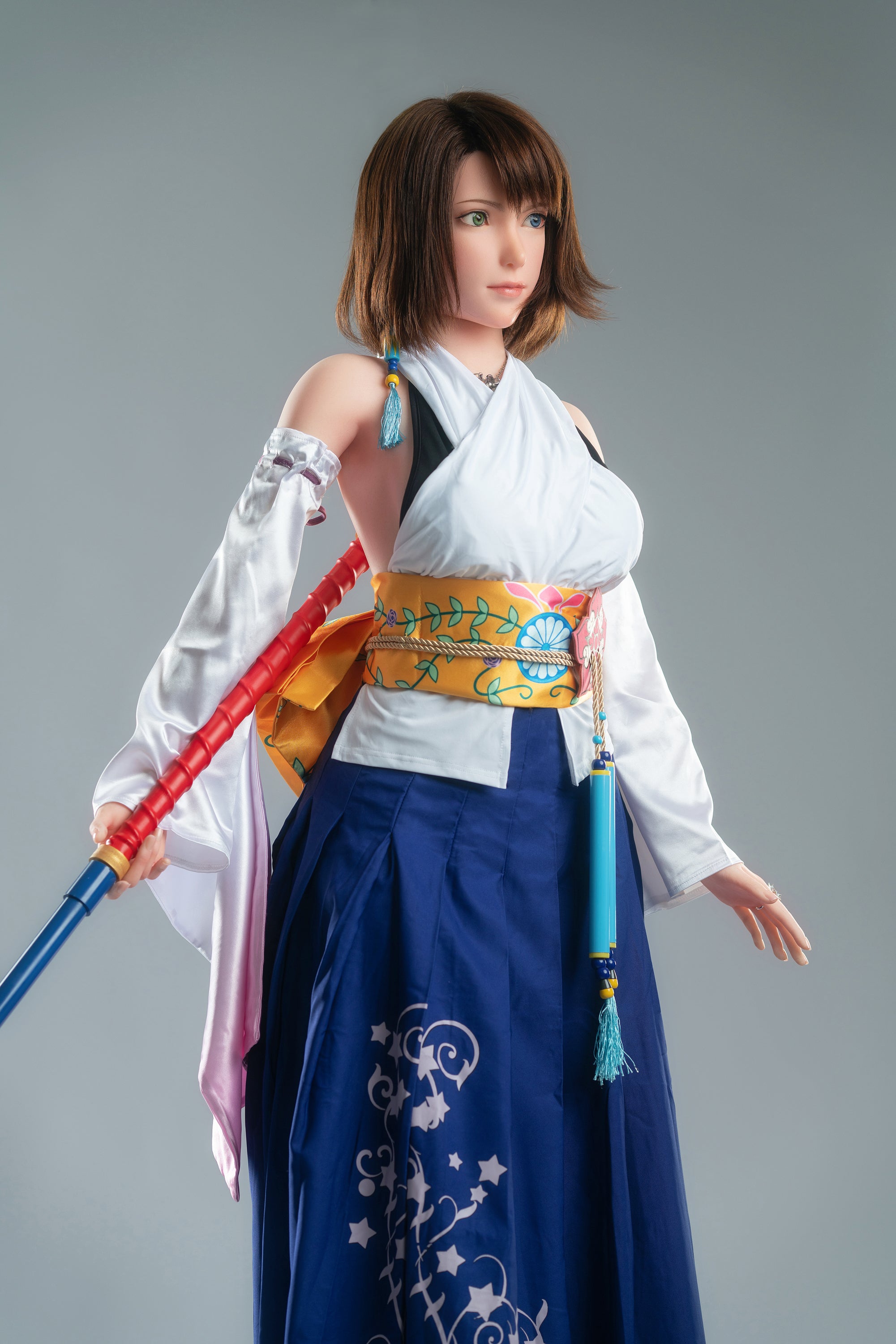 Poupée en silicone Game Lady Yuna 167cm/5'5" avec bonnets D