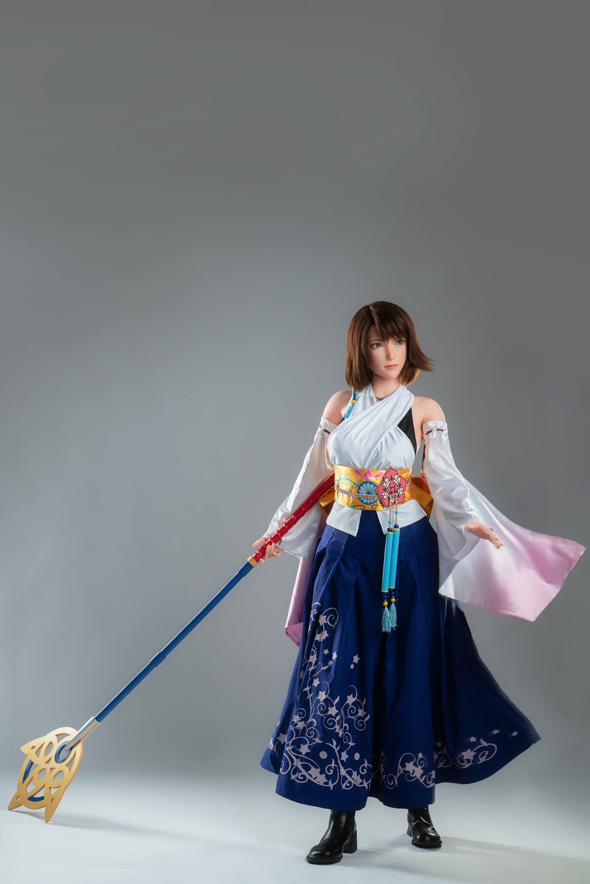Poupée en silicone Game Lady Yuna 167cm/5'5" avec bonnets D