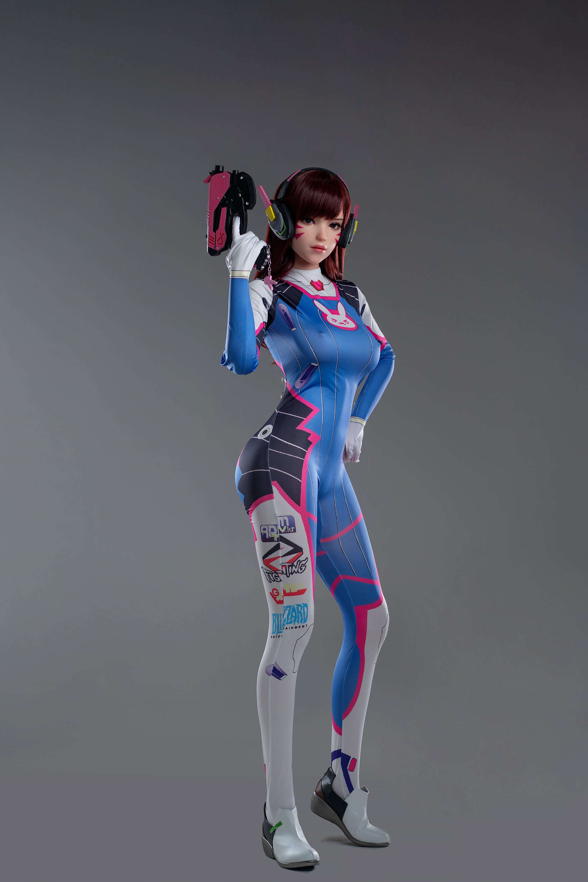 Poupée en silicone pour le jeu Lady D.va 167cm/5'5" avec bonnets D