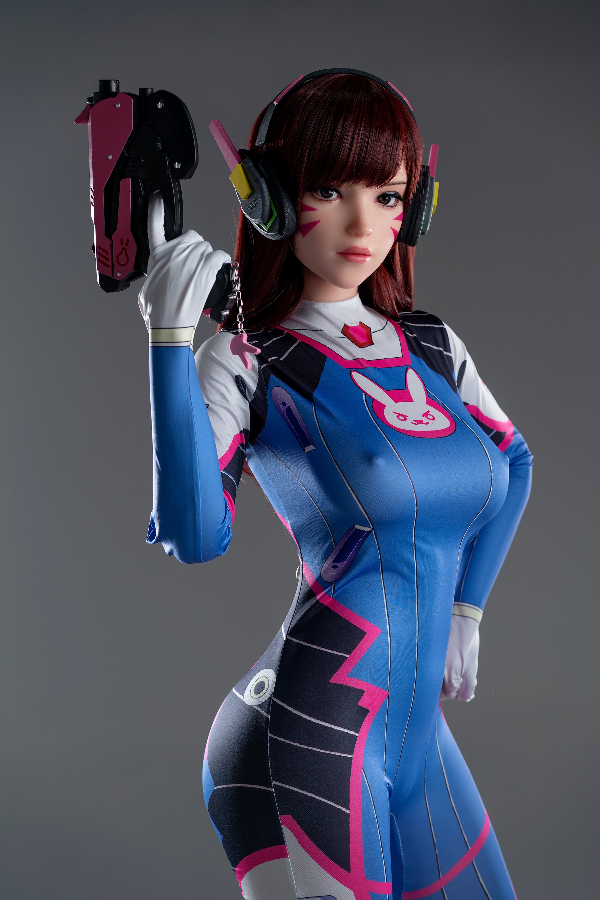 Poupée en silicone pour le jeu Lady D.va 167cm/5'5" avec bonnets D