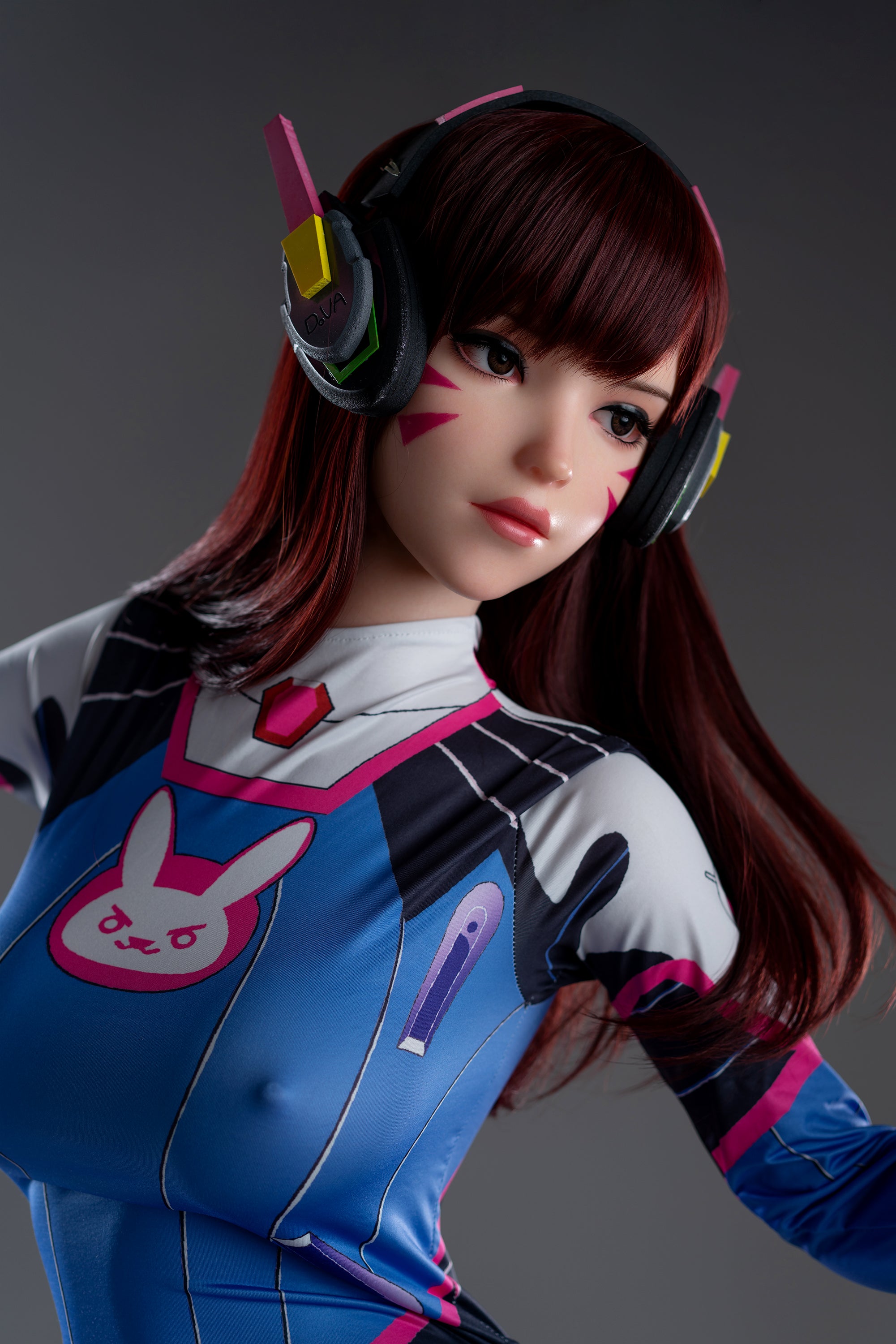 Poupée en silicone pour le jeu Lady D.va 167cm/5'5" avec bonnets D
