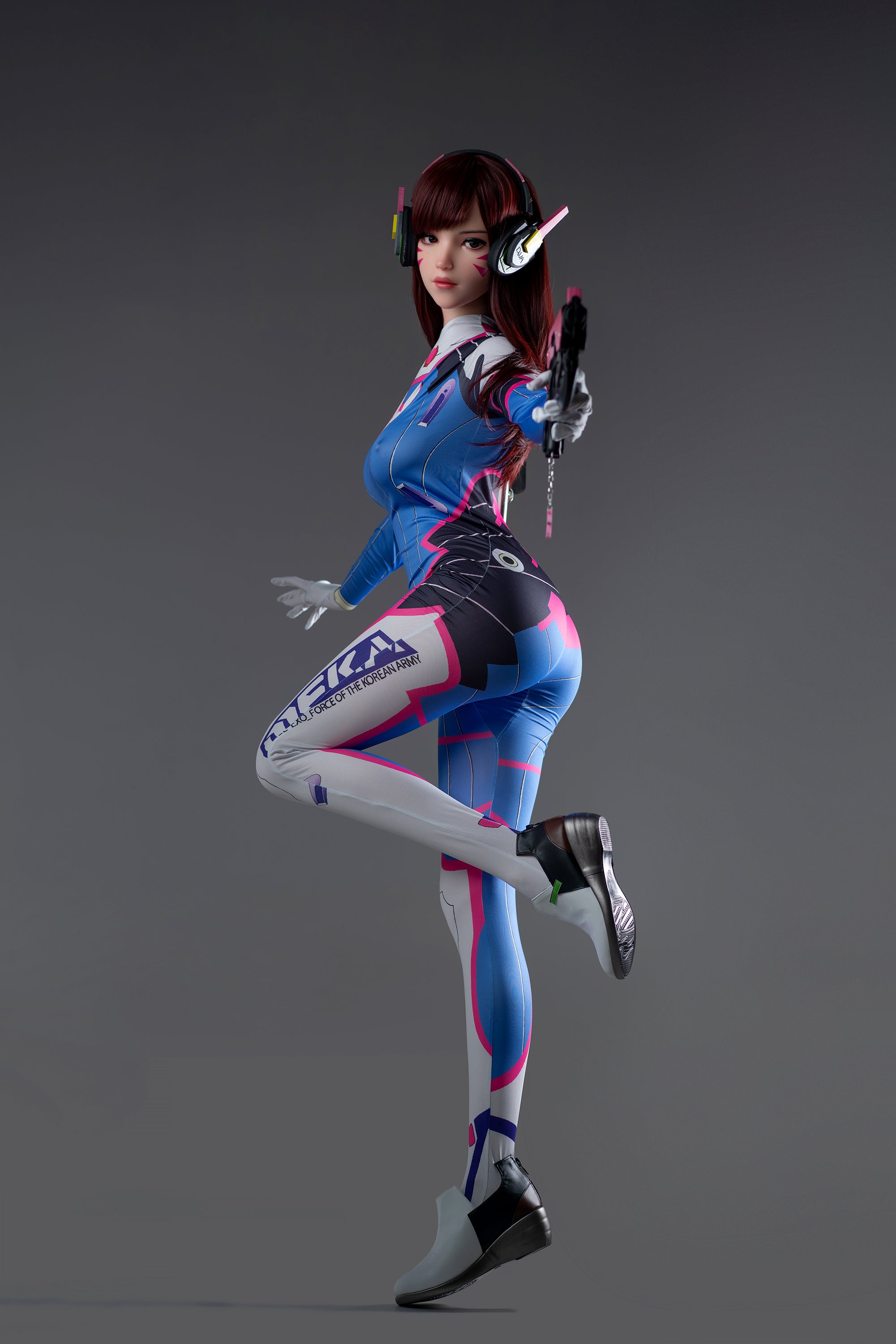 Poupée en silicone pour le jeu Lady D.va 167cm/5'5" avec bonnets D