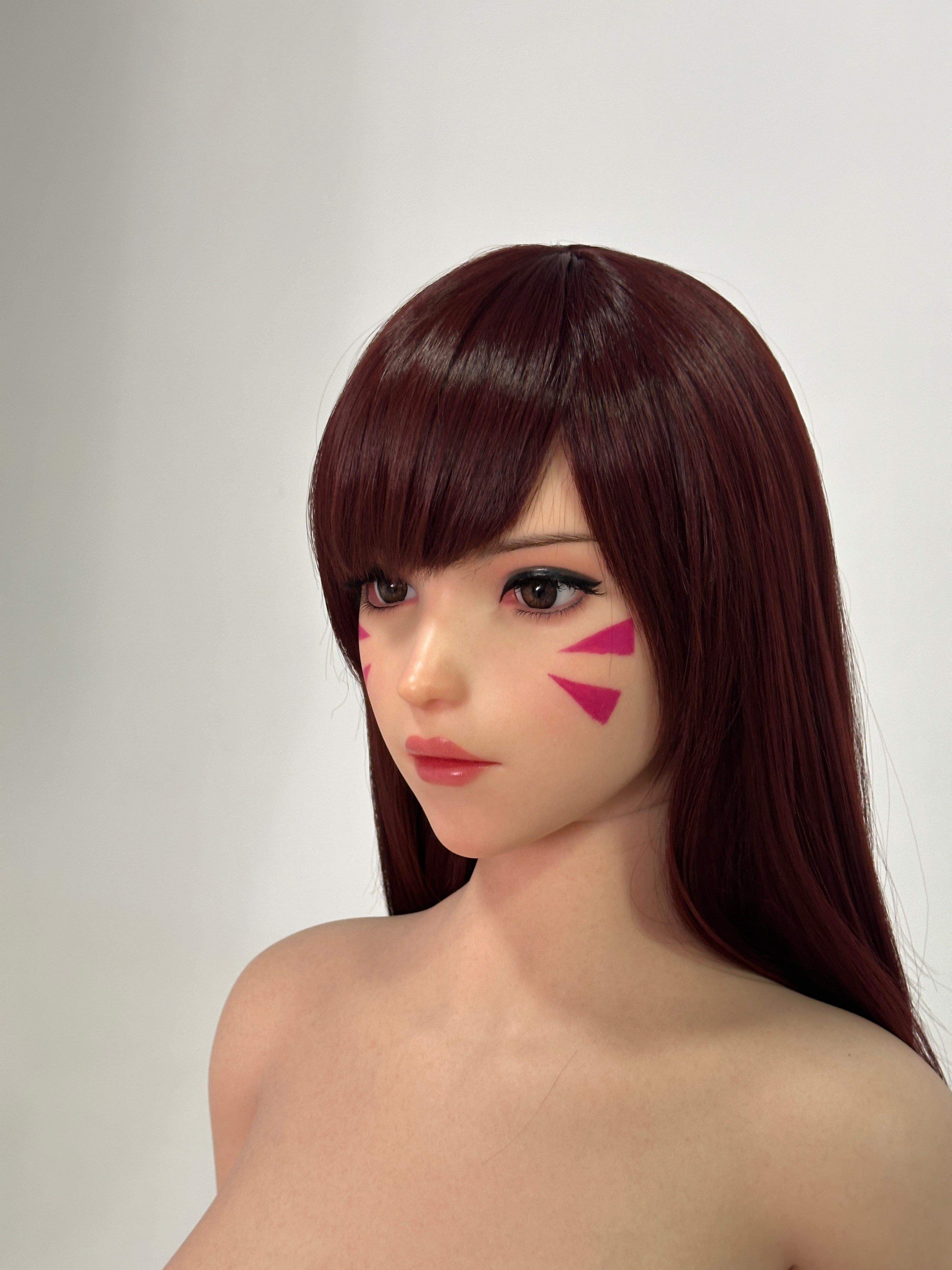 Poupée en silicone pour le jeu Lady D.va 167cm/5'5" avec bonnets D