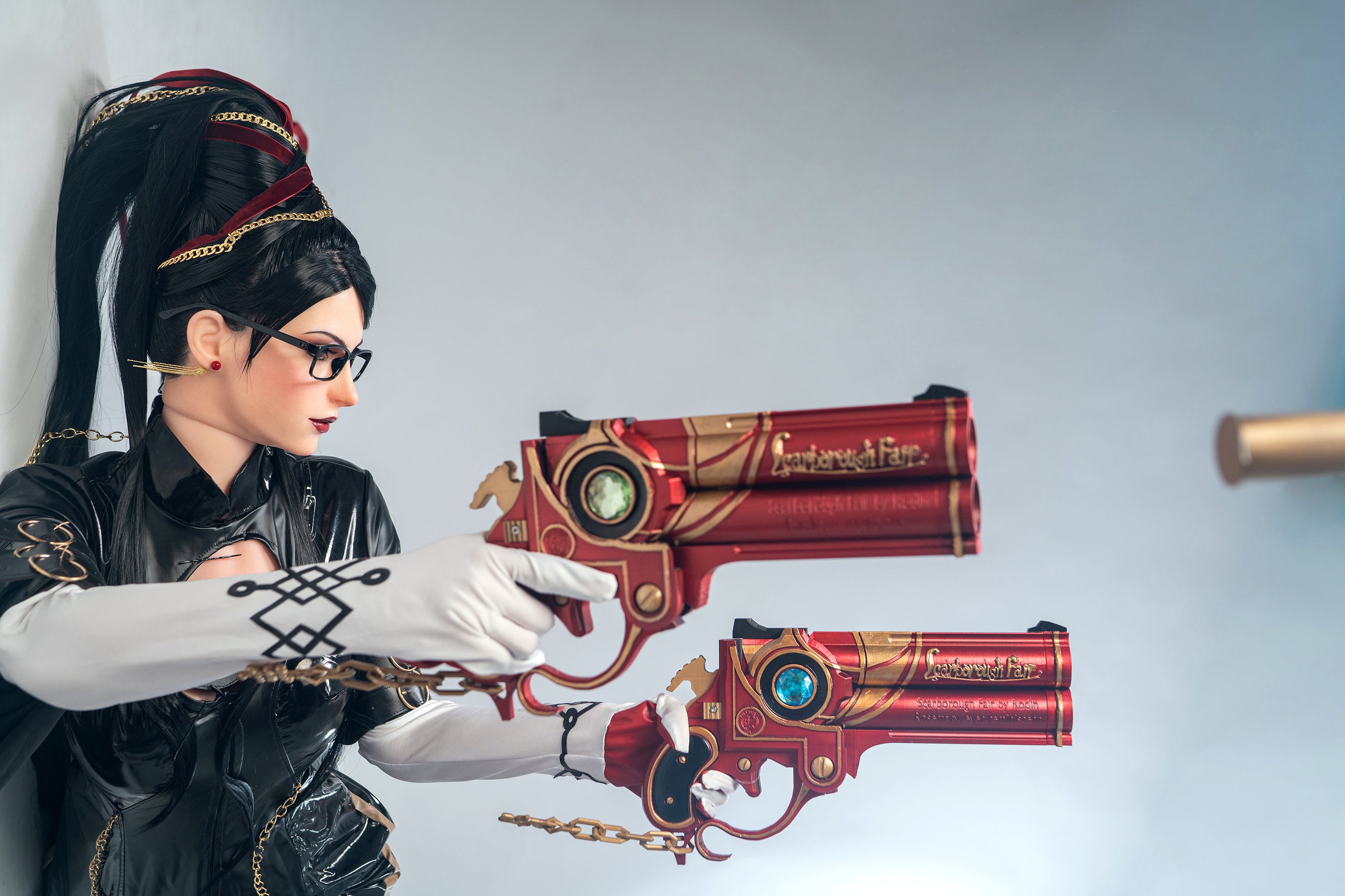 Poupée de silicone B-Cup Lady Bayonetta du jeu, 170cm/5'7"