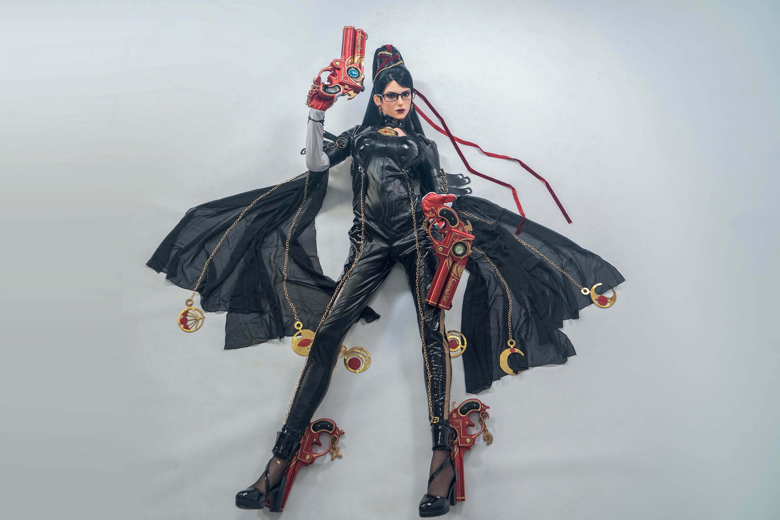 Poupée de silicone B-Cup Lady Bayonetta du jeu, 170cm/5'7"