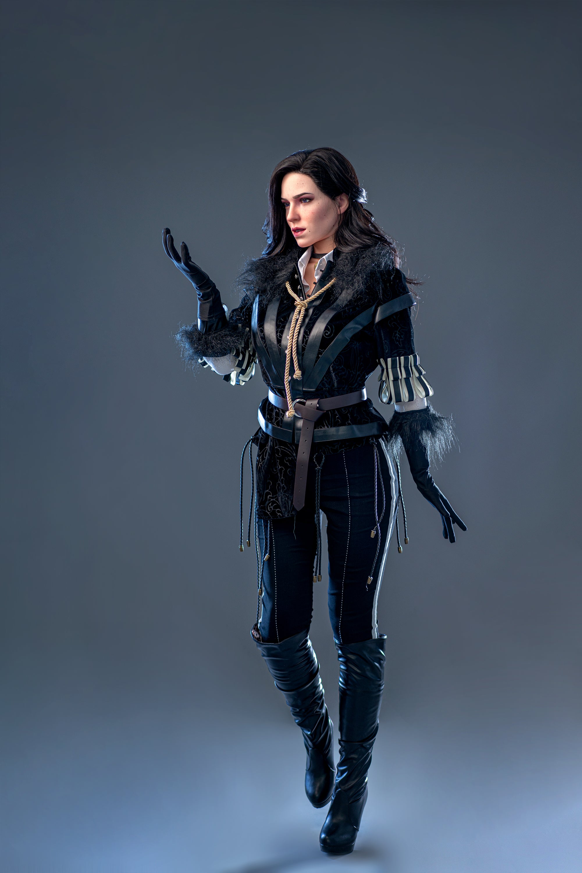 Poupée en silicone Yennefer (jeu vidéo) 168 cm/5'6" bonnet E