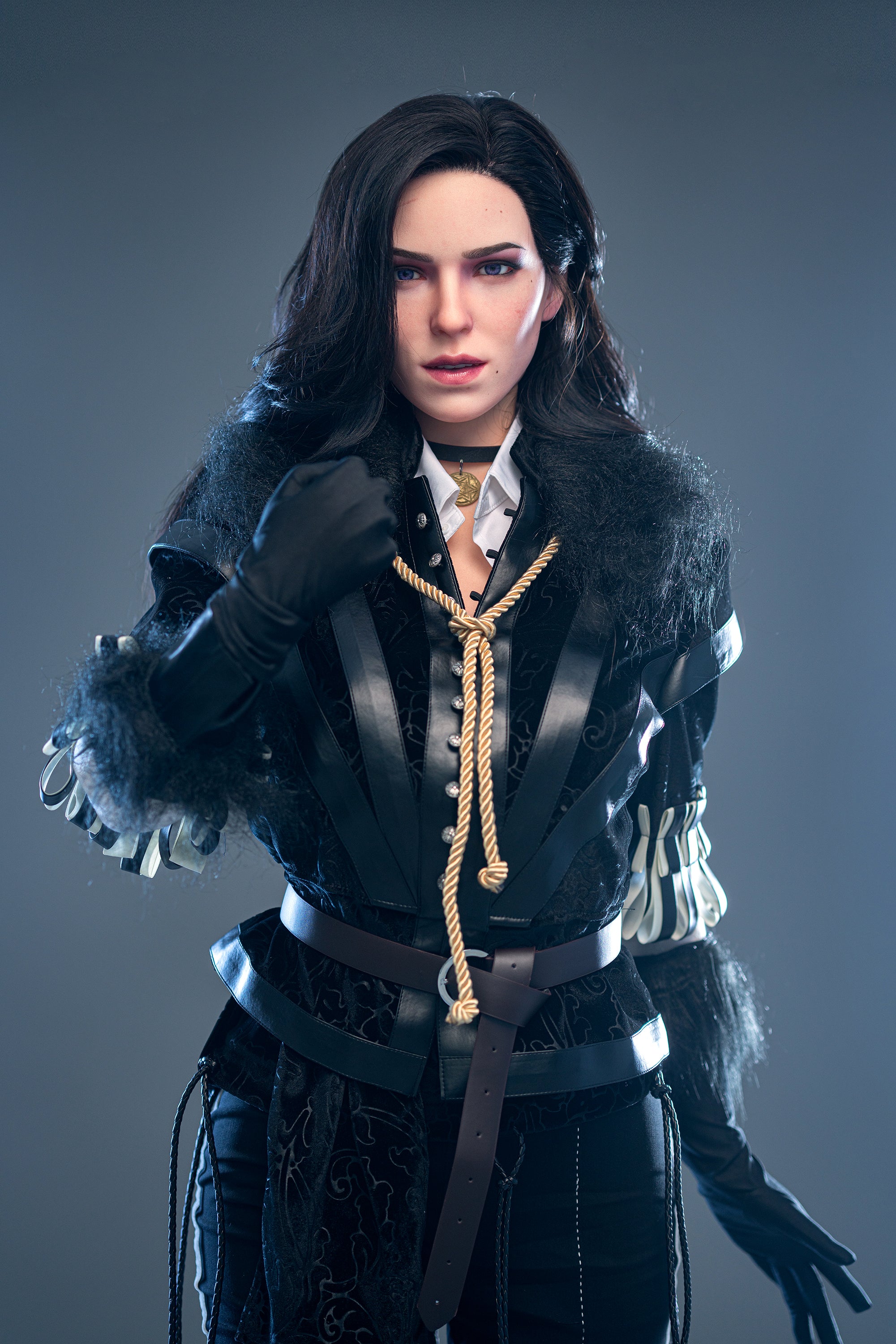 Poupée en silicone Yennefer (jeu vidéo) 168 cm/5'6" bonnet E