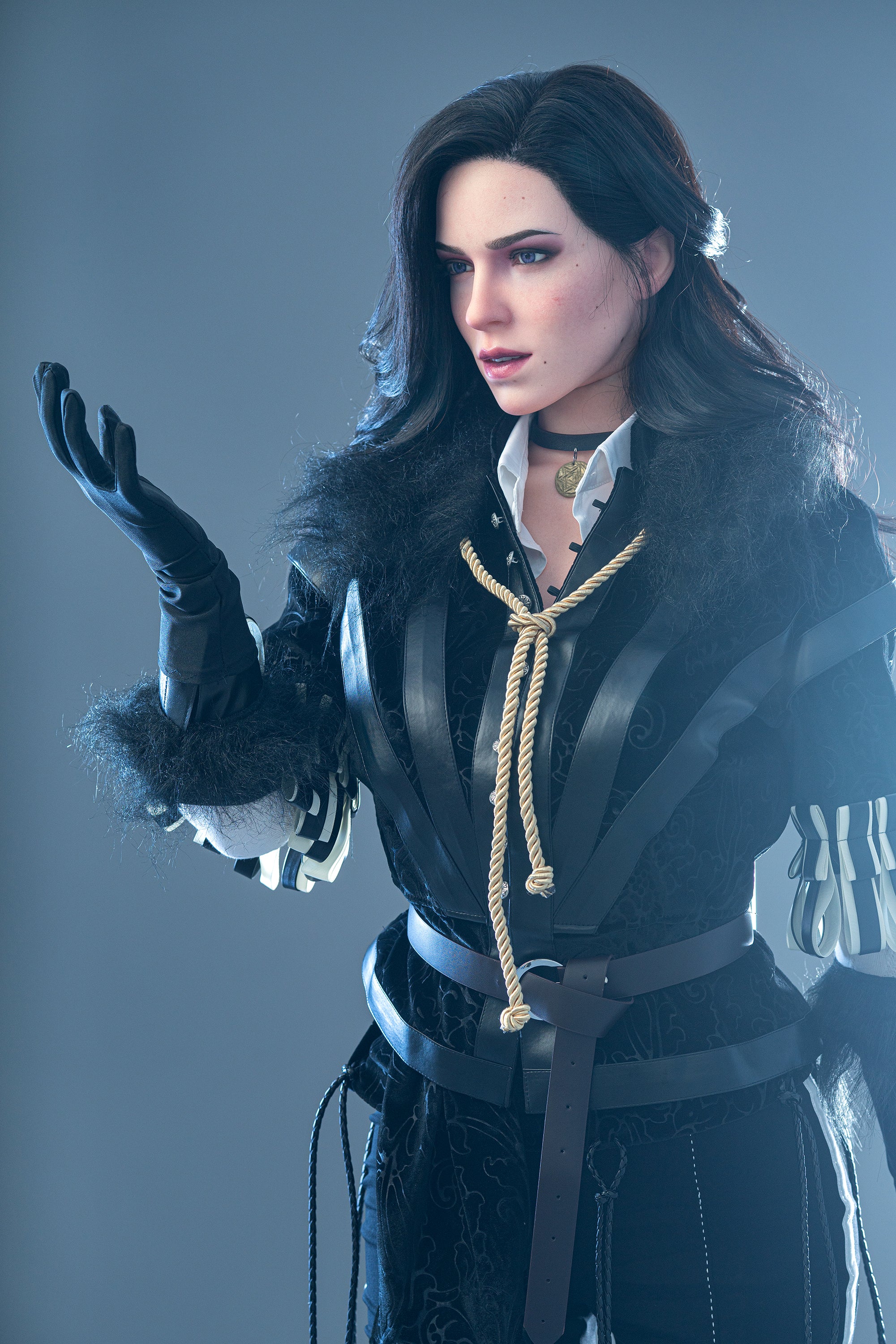 Poupée en silicone Yennefer (jeu vidéo) 168 cm/5'6" bonnet E