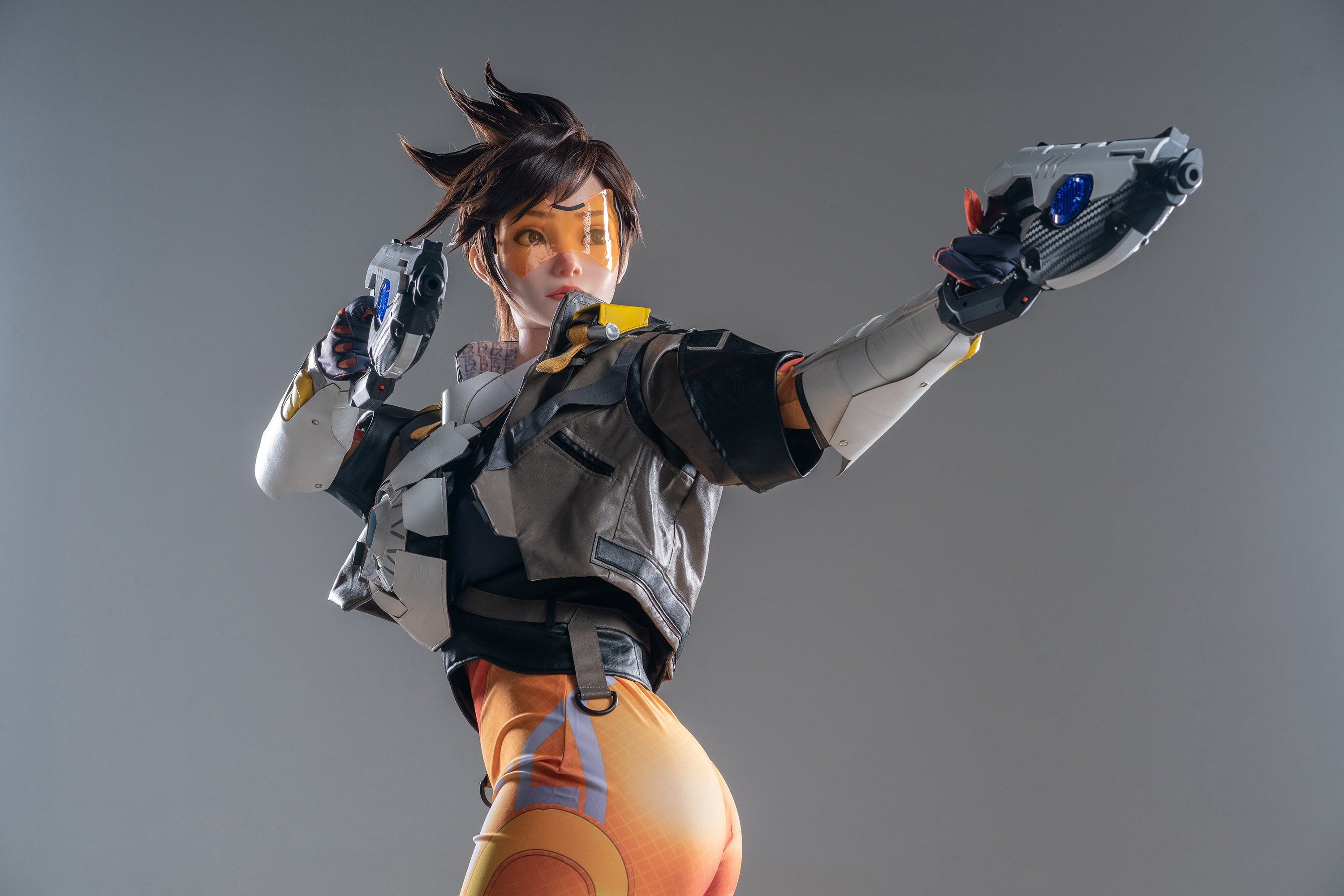 Poupée en silicone Game Lady Tracer 167 cm/5'5" avec bonnets en D