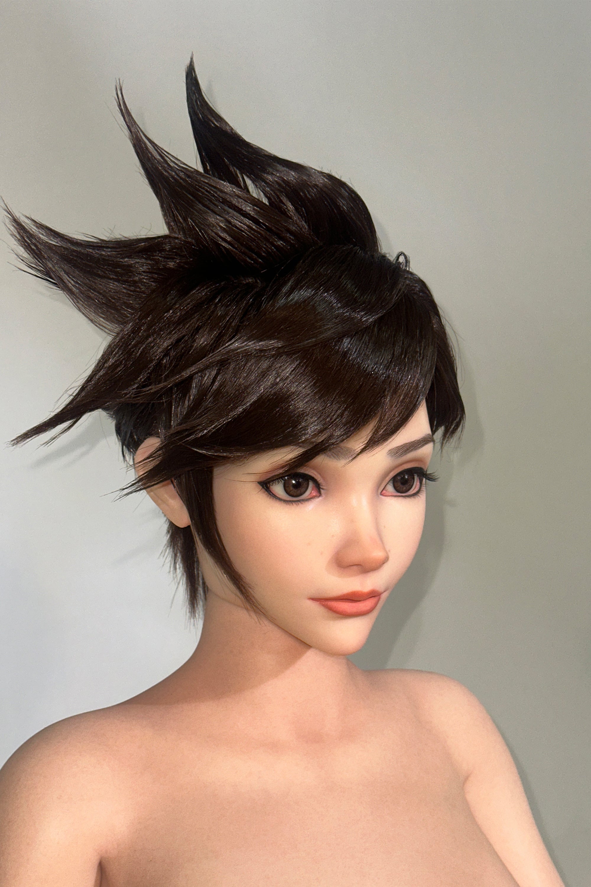 Poupée en silicone Game Lady Tracer 167 cm/5'5" avec bonnets en D