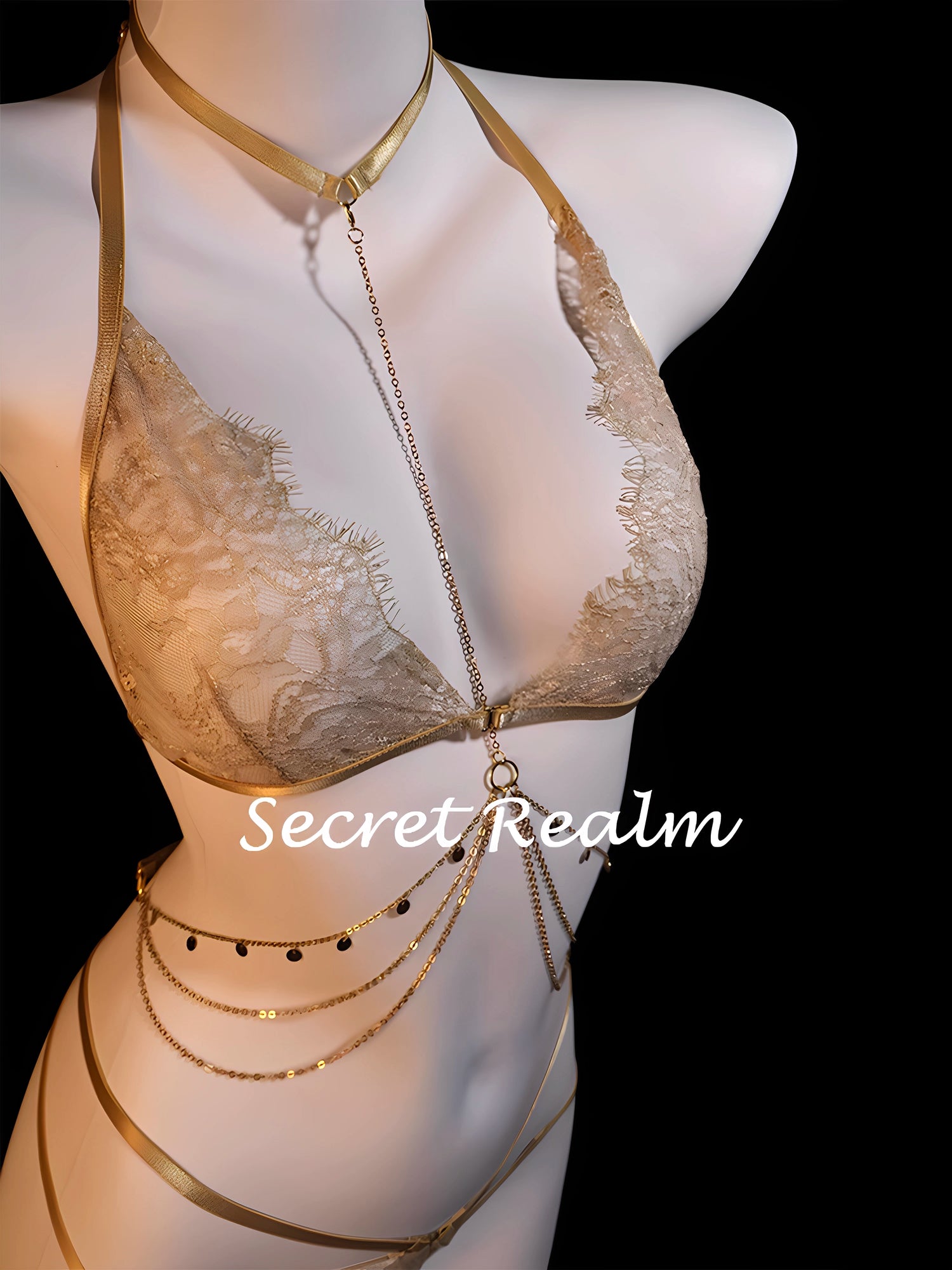 Ensemble de lingerie sensuel en dentelle avec chaîne de corps