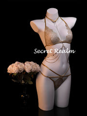 Ensemble de lingerie sensuel en dentelle avec chaîne de corps