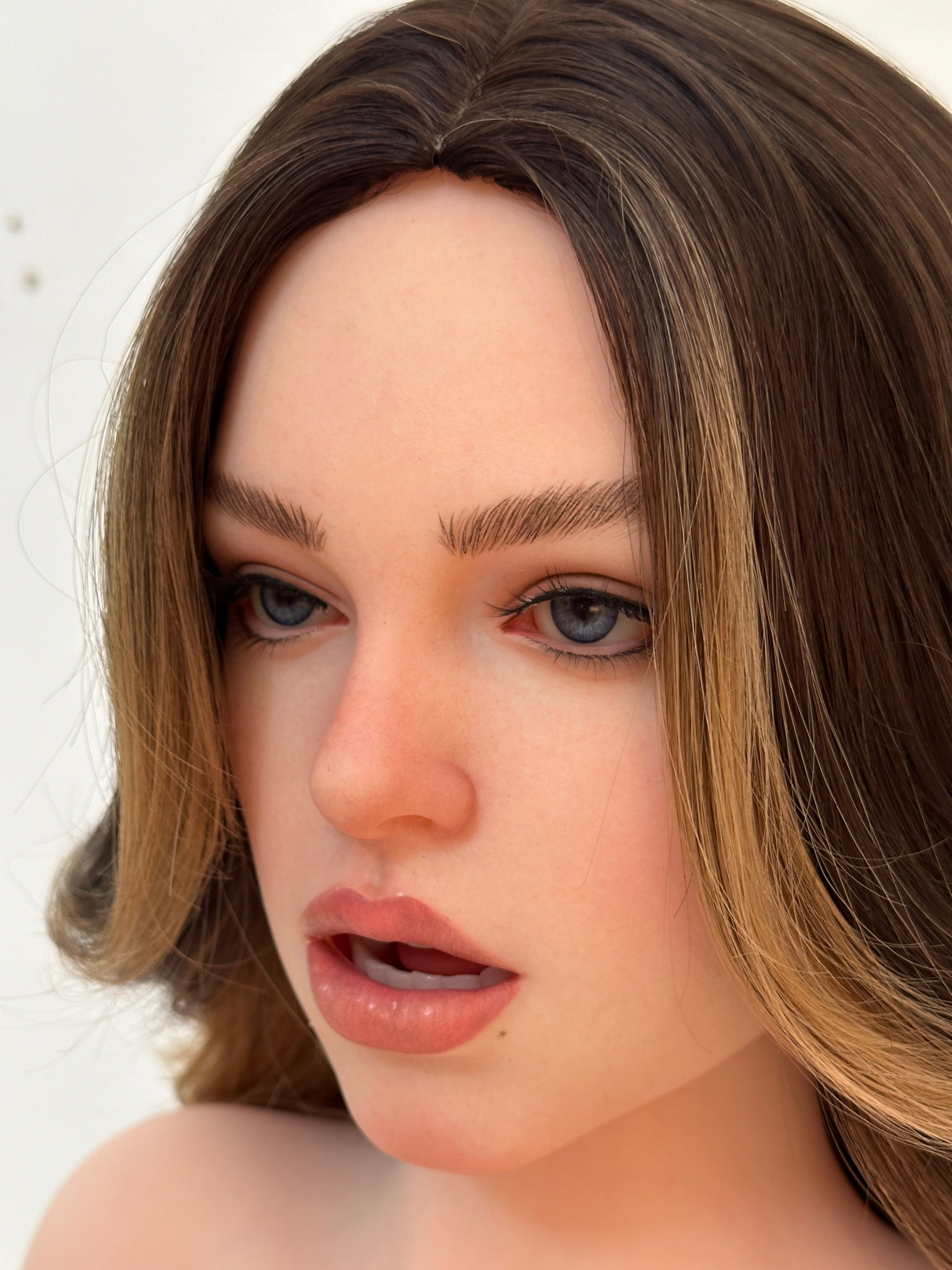 ZELEX SLE3.0 Head ZXE201 Body 164cm/5'5" G-Cup Silicone Doll [In Stock USA & Canada | Fast Shipping]