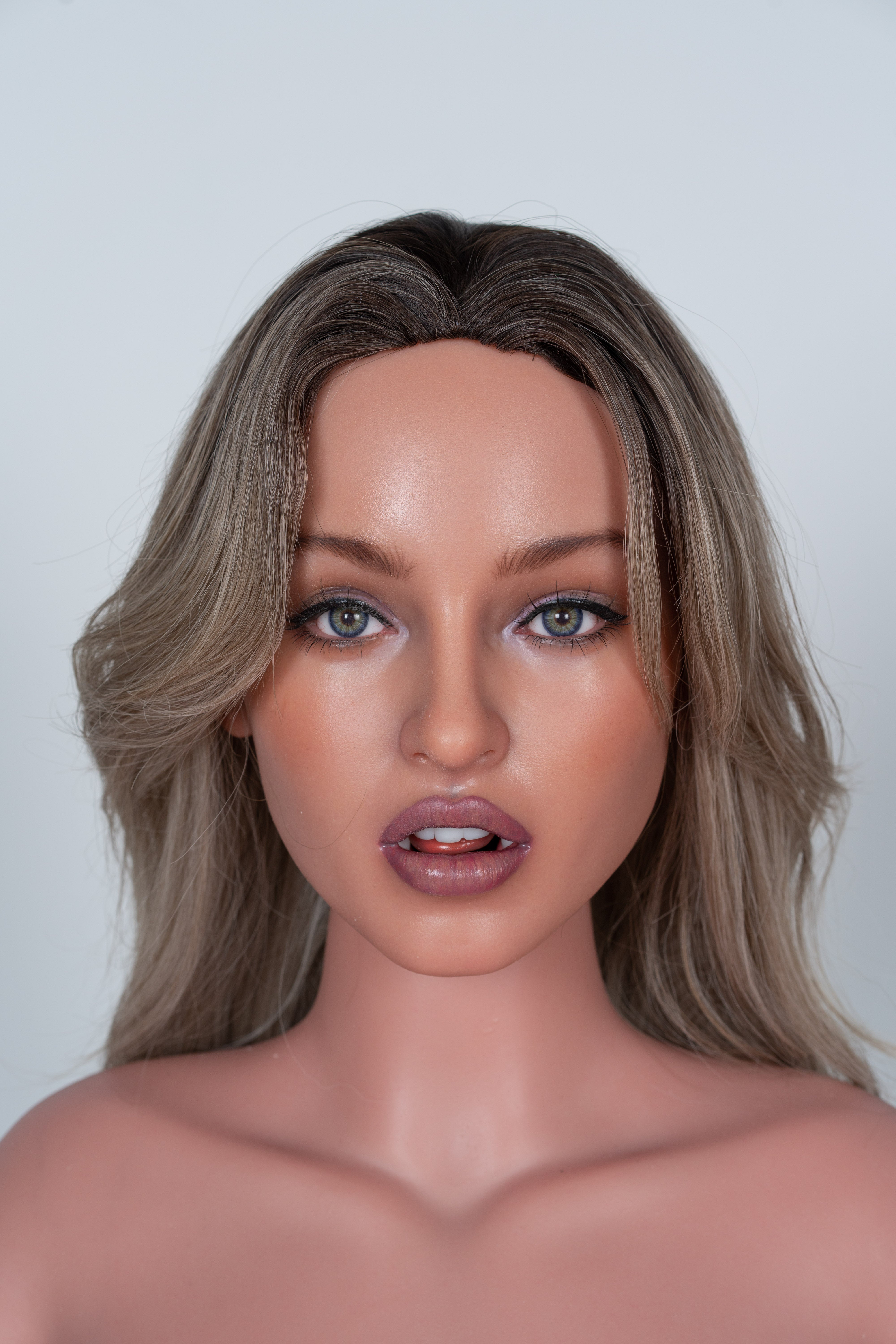Tête ZELEX SLE3.0 Corps ZXE204 Poupée en Silicone 160cm/5'3" Bonnets J [En stock USA & Canada | Livraison rapide]