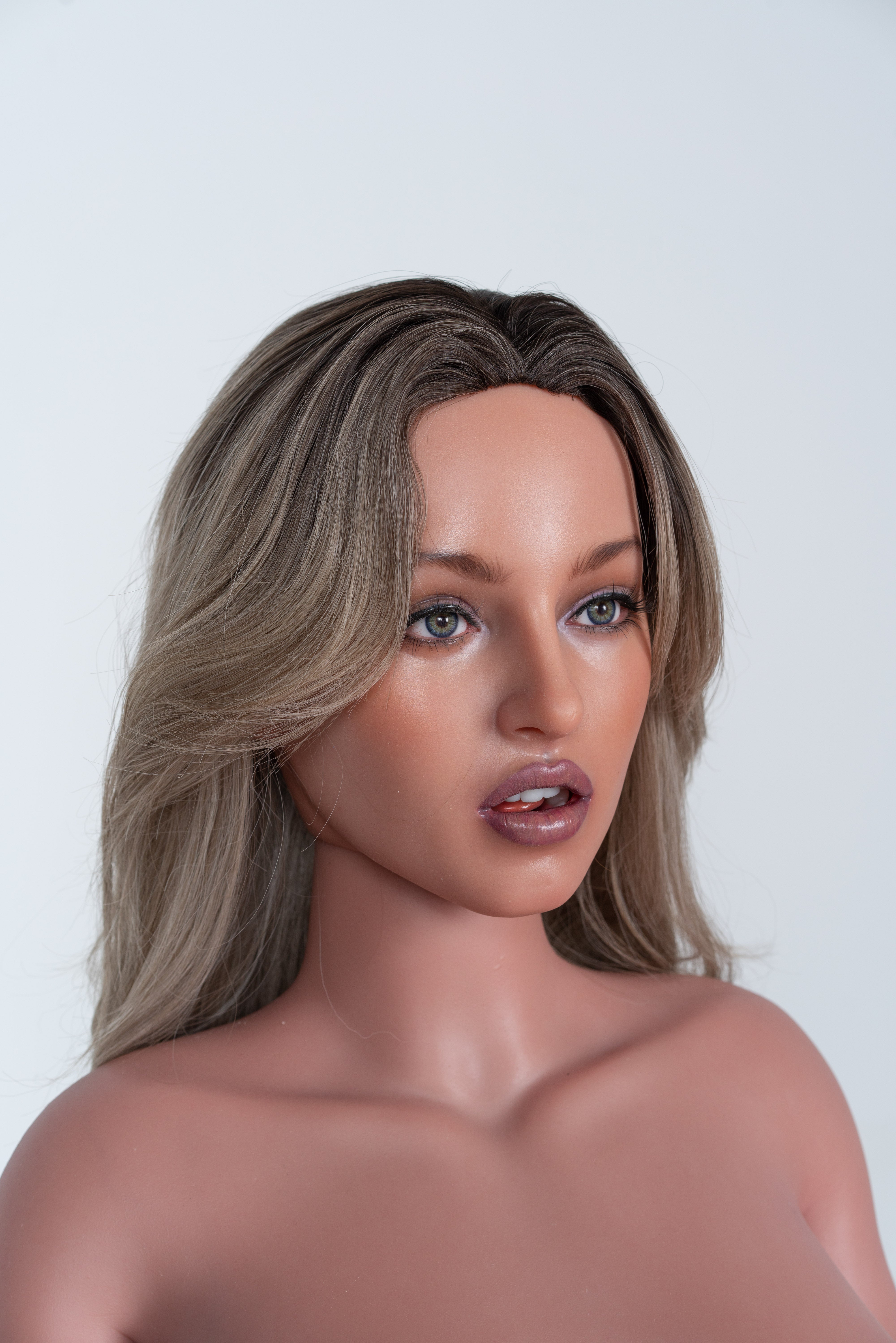 Tête ZELEX SLE3.0 Corps ZXE204 Poupée en Silicone 160cm/5'3" Bonnets J [En stock USA & Canada | Livraison rapide]