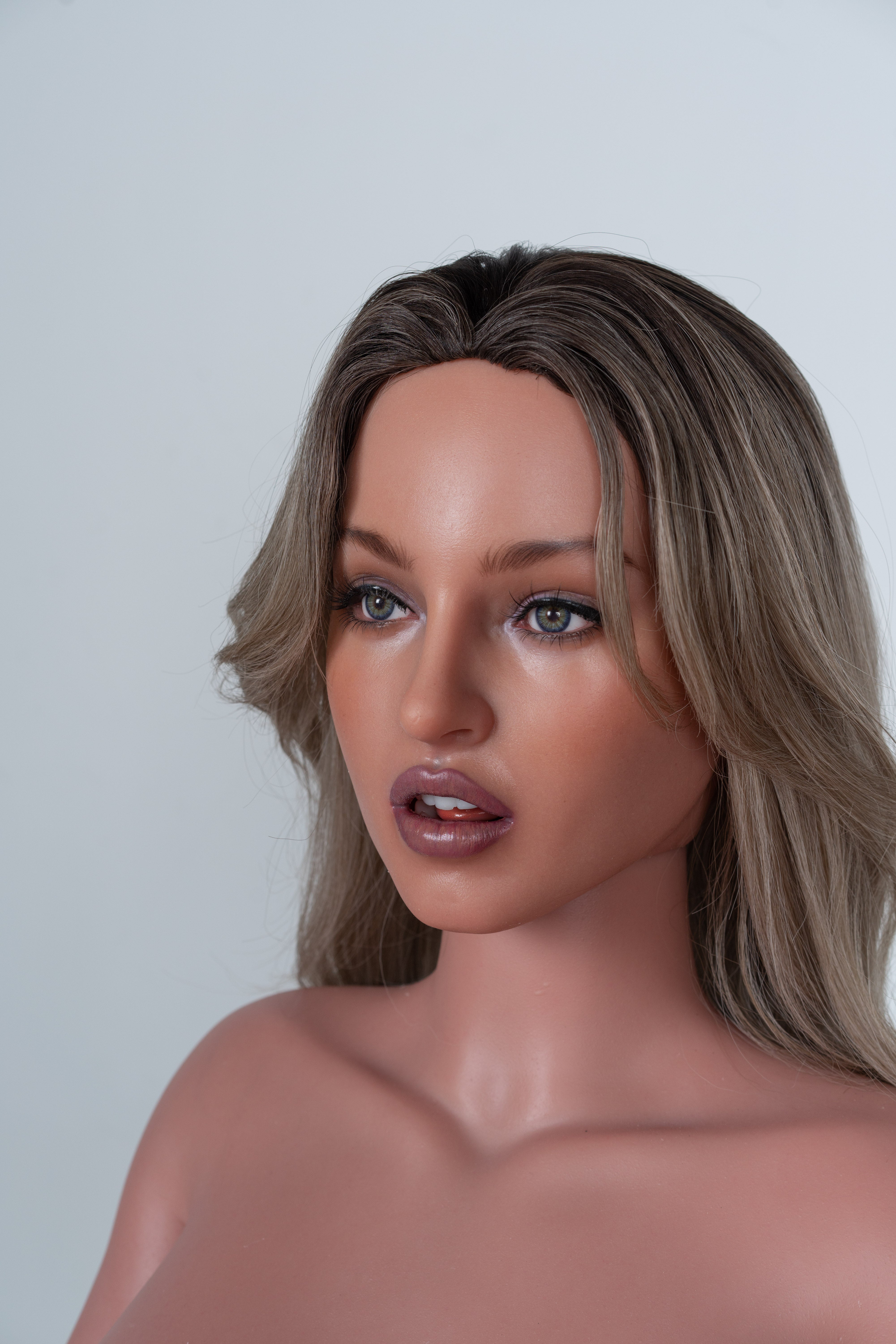 Tête ZELEX SLE3.0 Corps ZXE204 Poupée en Silicone 160cm/5'3" Bonnets J [En stock USA & Canada | Livraison rapide]