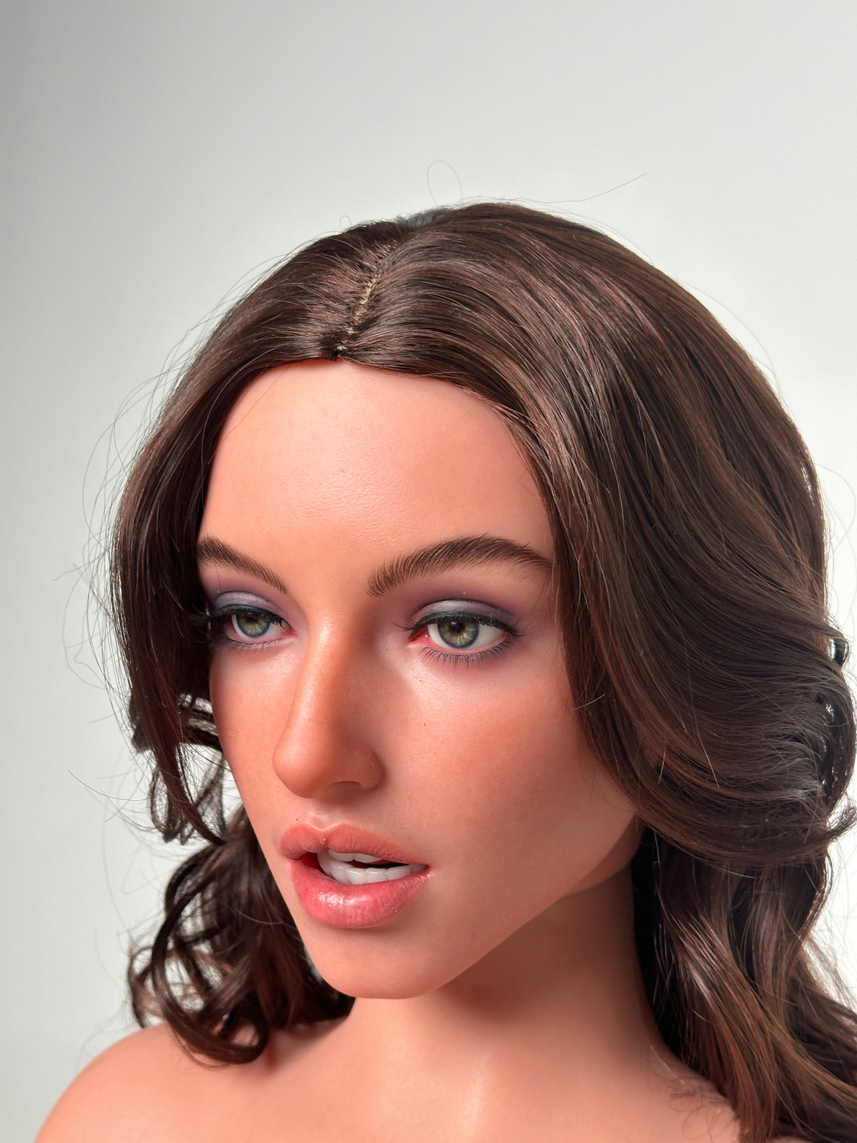 Tête ZELEX SLE3.0 Corps ZXE216 Poupée en silicone 165cm/5'5" avec bonnets D [En stock USA & Canada | Livraison rapide]