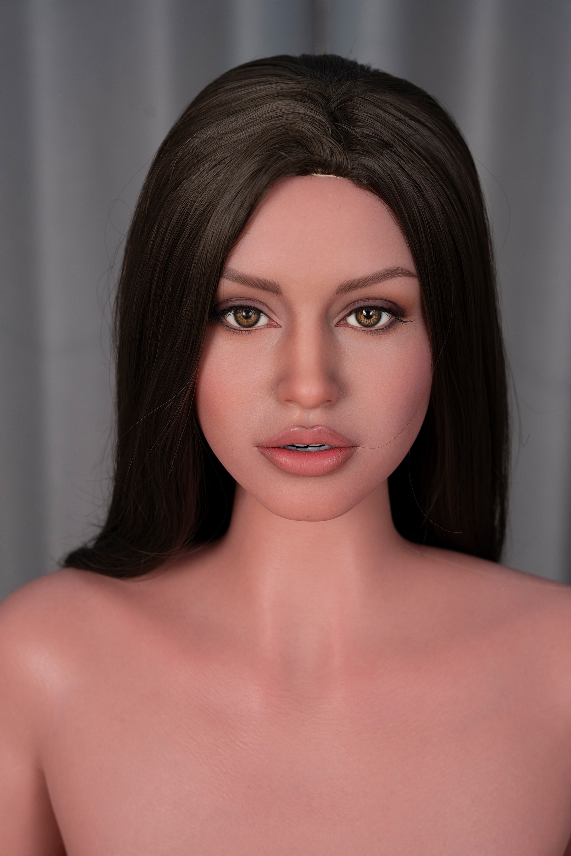 ZELEX SLE 172 cm/5'7" Bonnet E Silicone