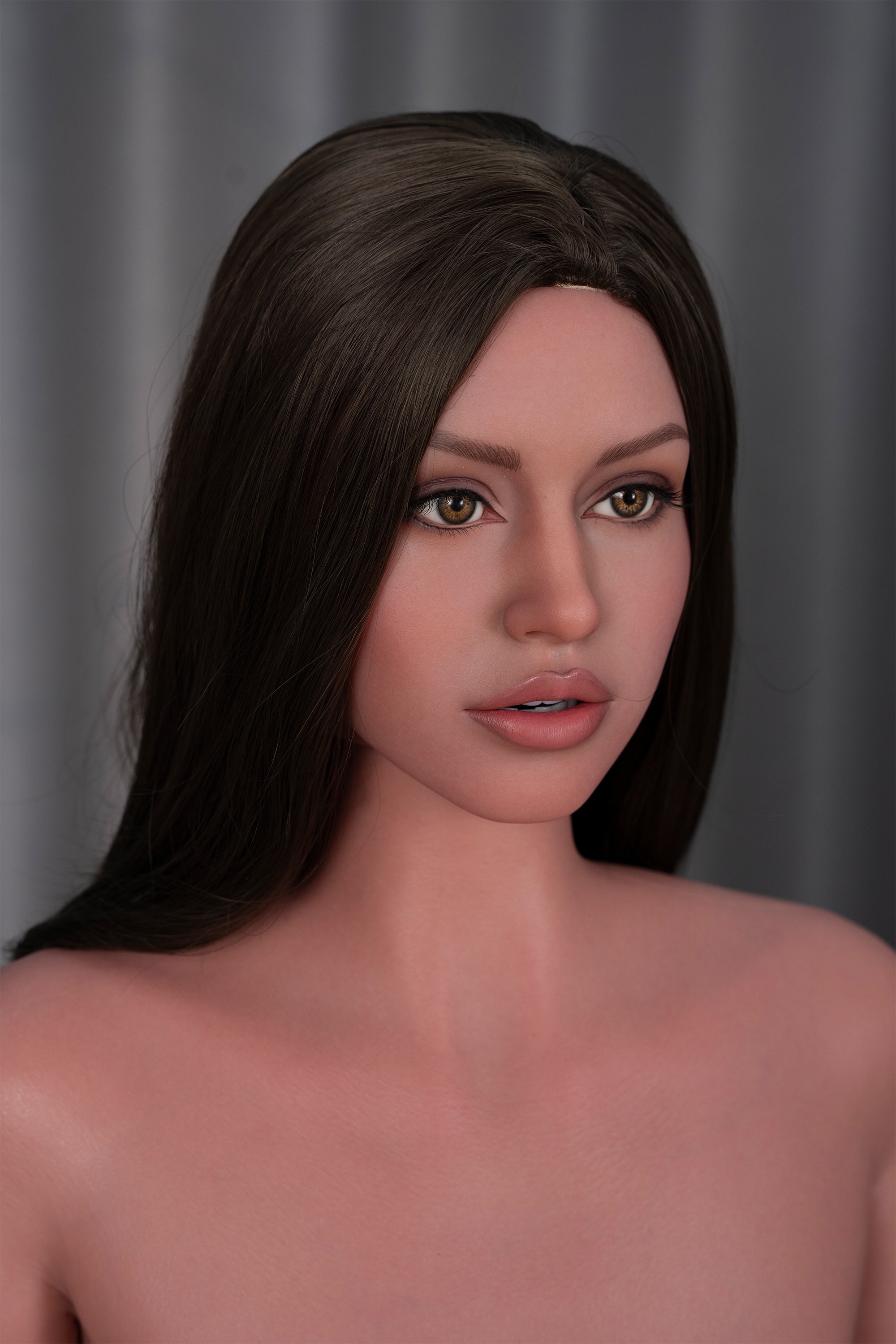 ZELEX SLE 172 cm/5'7" Bonnet E Silicone