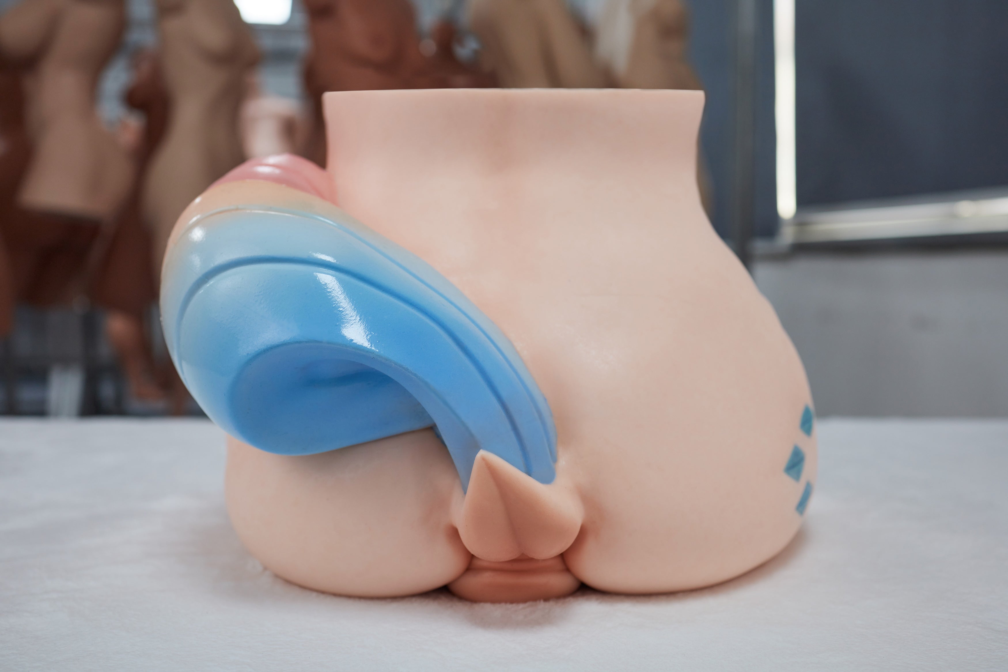 Poupée Climax 74 cm/2'4" Or Gros Fesses TPE 