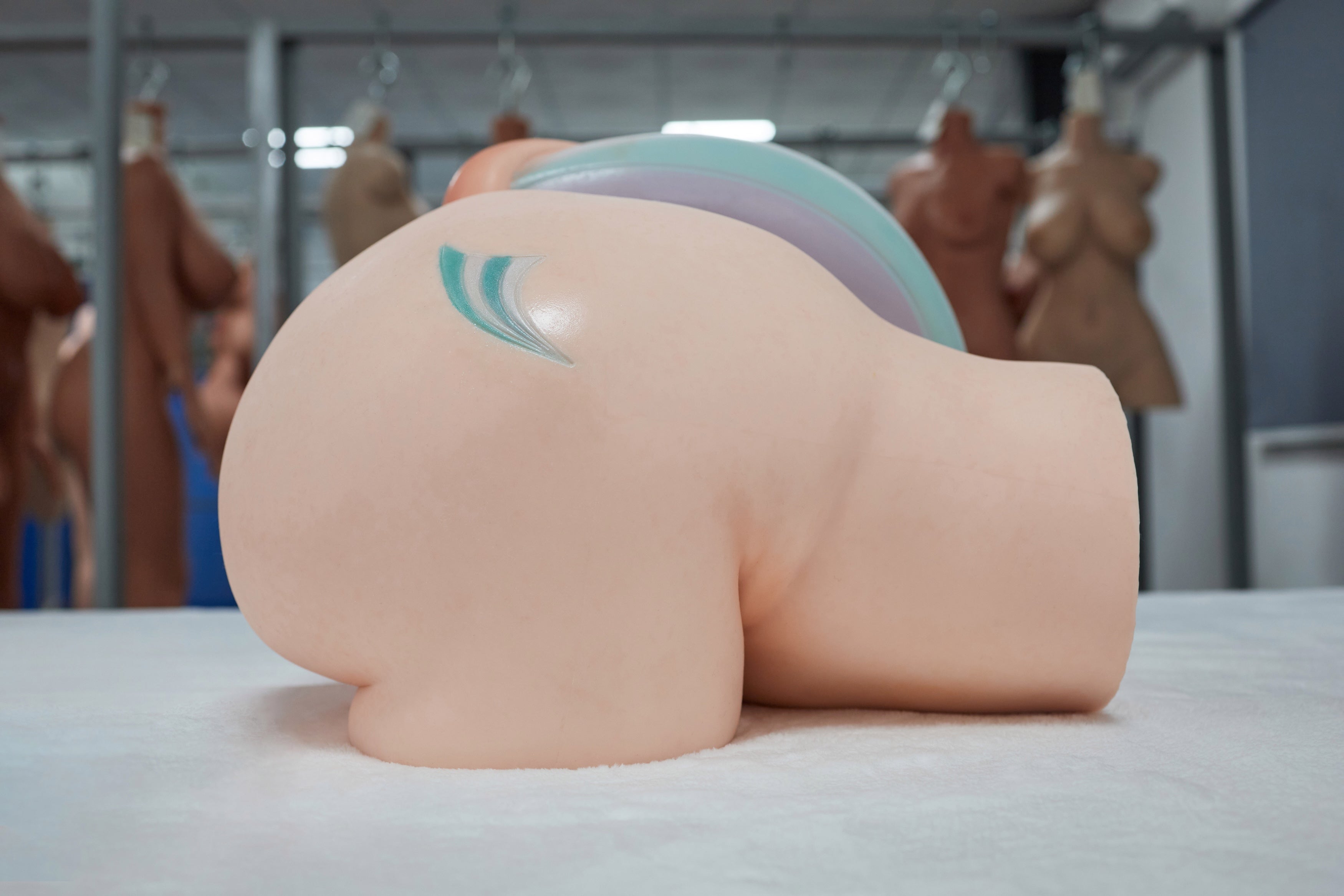 Poupée Climax 74 cm/2'4" Or Gros Fesses TPE 